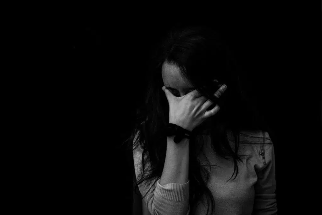 What Are The Symptoms Of A Panic Attack (And How Can You Treat Panic Attacks?)