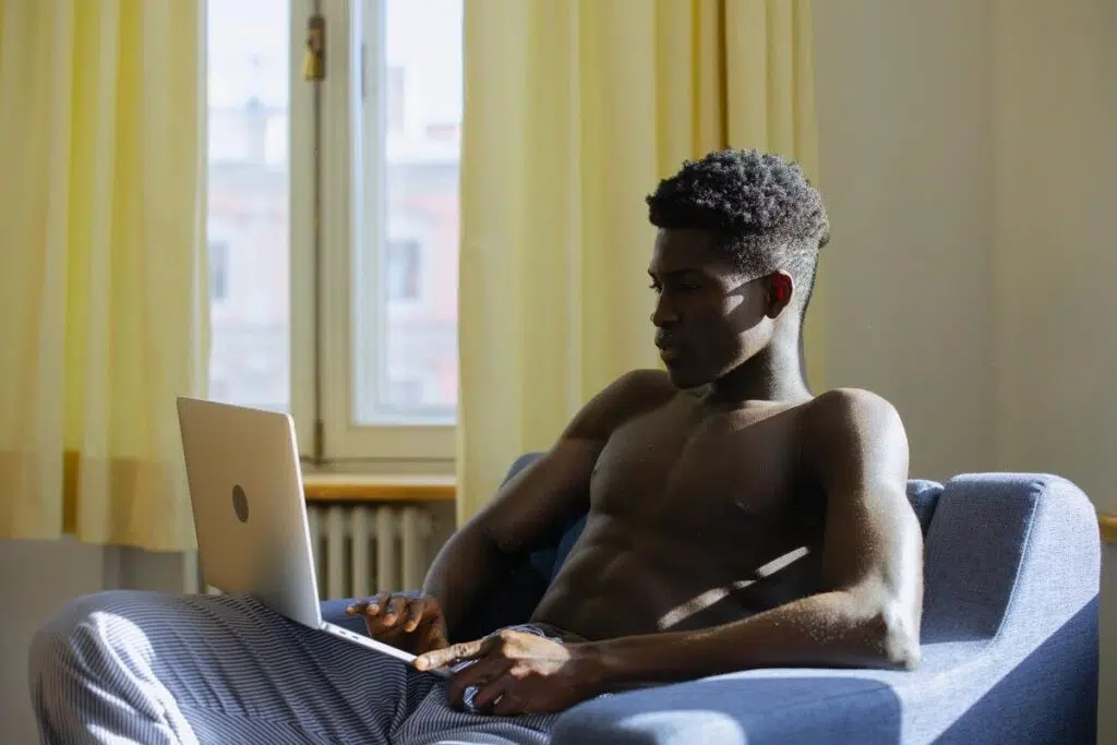A Complete Beginners&rsquo; Guide To Online Dating