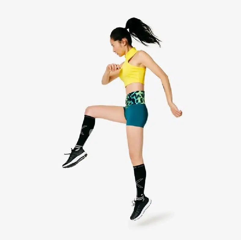 How Do I Prevent Swollen Legs When Traveling?