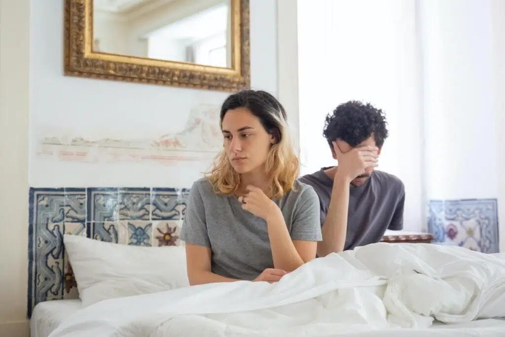 If This Is Happening, You&rsquo;re Living A Toxic Relationship