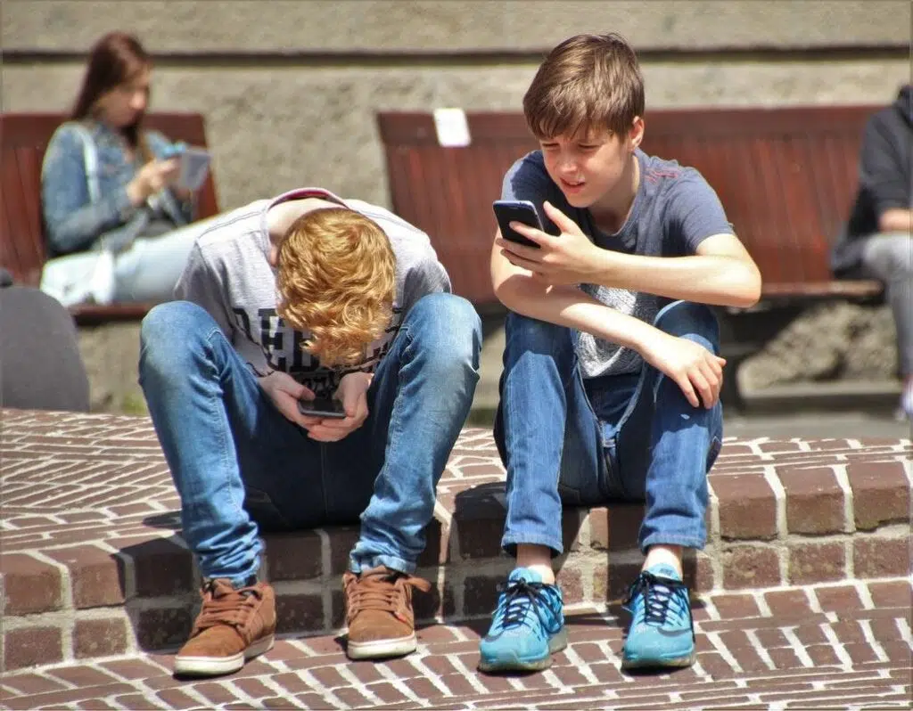 Role Of The Parents In The Digital Wellbeing Of Teenagers