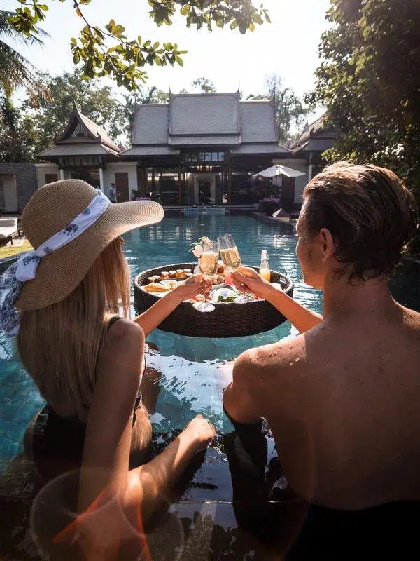 Why Choose Resorts For Your Honeymoon In The Caribbean?
