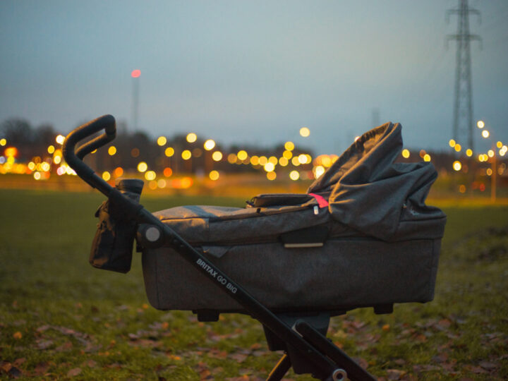 7 Big Benefits of Owning a Baby Stroller