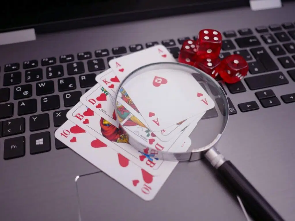 Factors You Need To Consider When Choosing An Online Casino