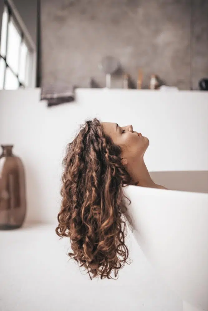5 Unconventional Ways To Make Your Bath More Relaxing