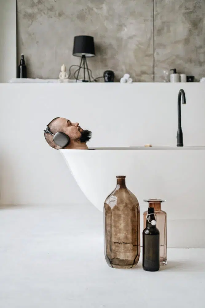 5 Unconventional Ways To Make Your Bath More Relaxing