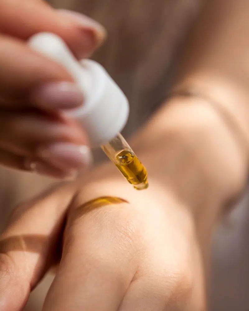 How To Keep Your Skin Healthy With CBD Products