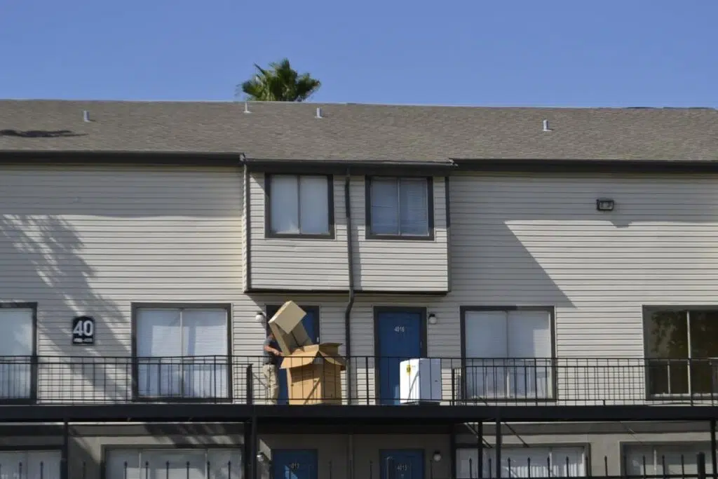 How To Make the Moving Process Less Stressful
