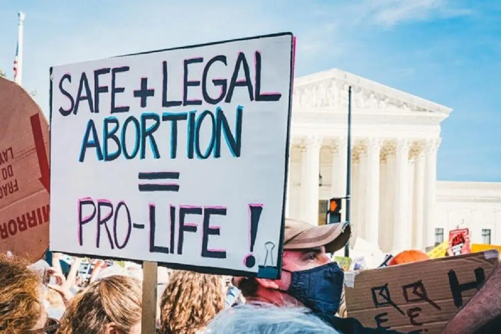 Pros And Cons Of Legalizing Abortion