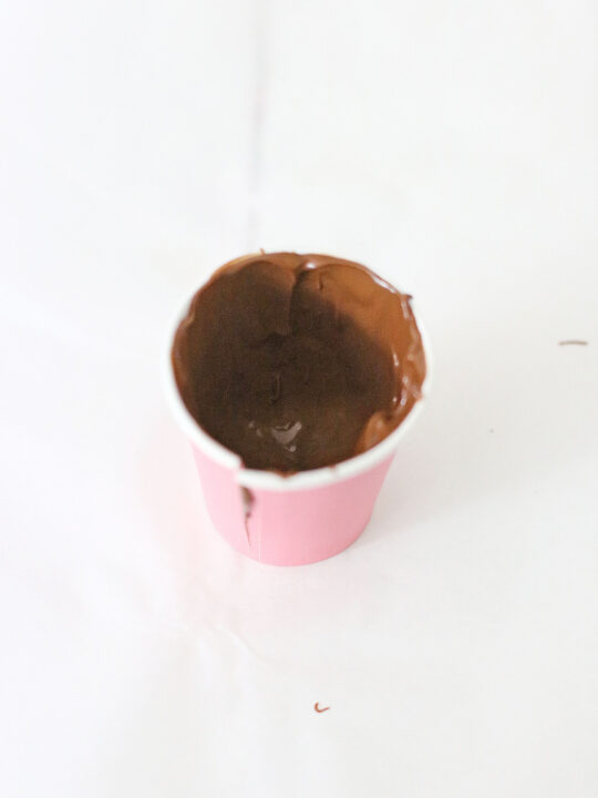 Valentine’s Day Hot Cocoa Bomb Cups