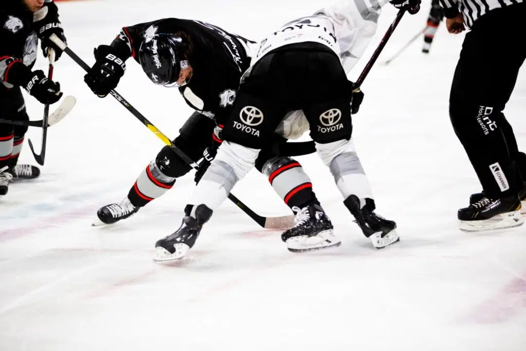 3 Reasons To Bet On Sports - Why People Love Sports Betting Online