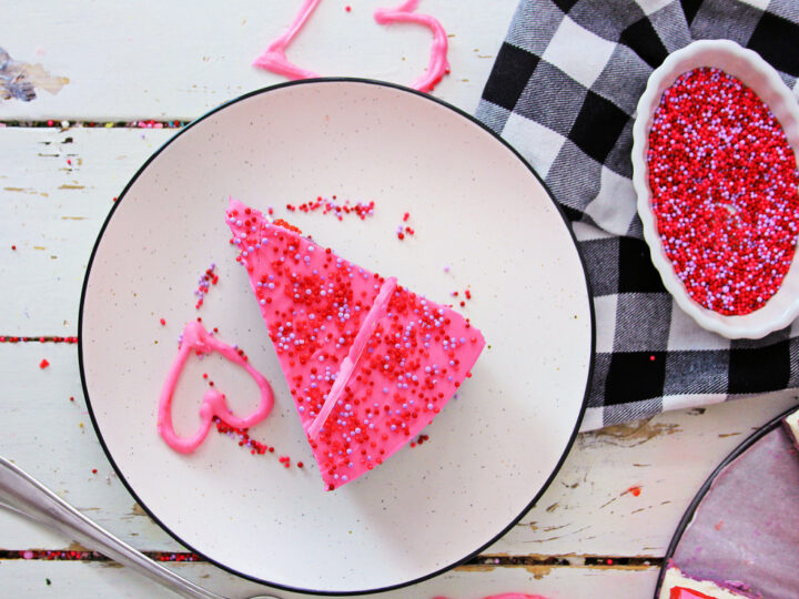 How To Make Valentine’s Day No-Bake Cheesecake