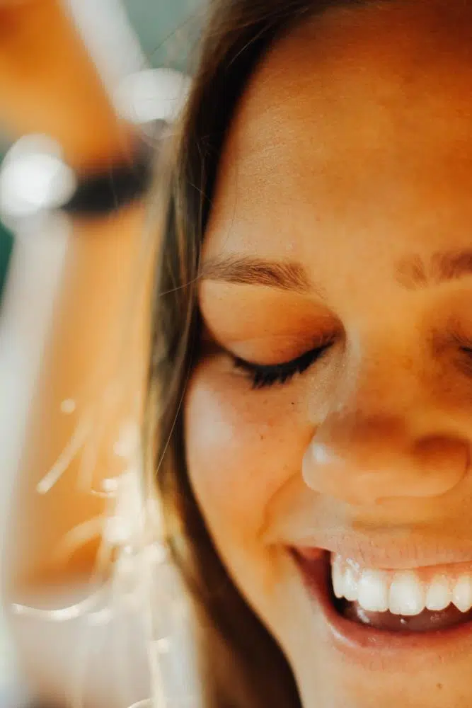 How To Tell Someone To Whiten Their Teeth