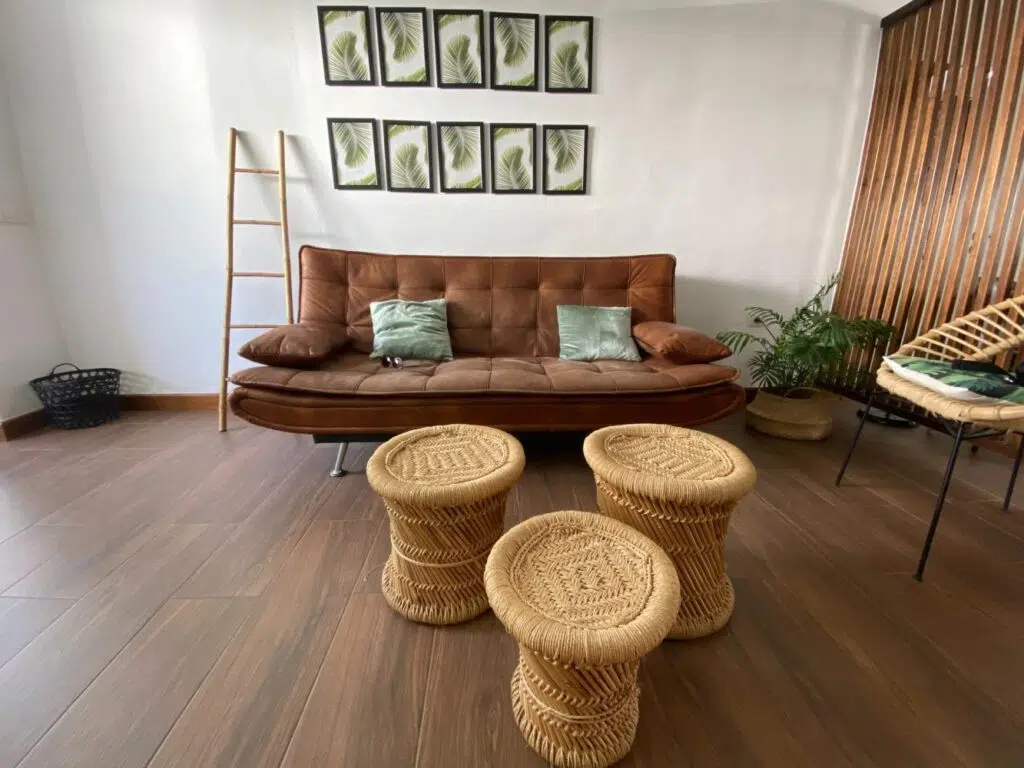 What Is Click LVT Flooring?