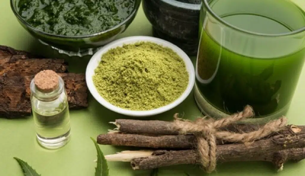 7 Reasons To Use Neem Powder For Hair