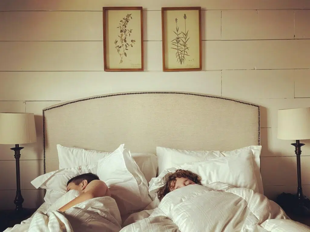 How Should I Sleep With Ear Pain?