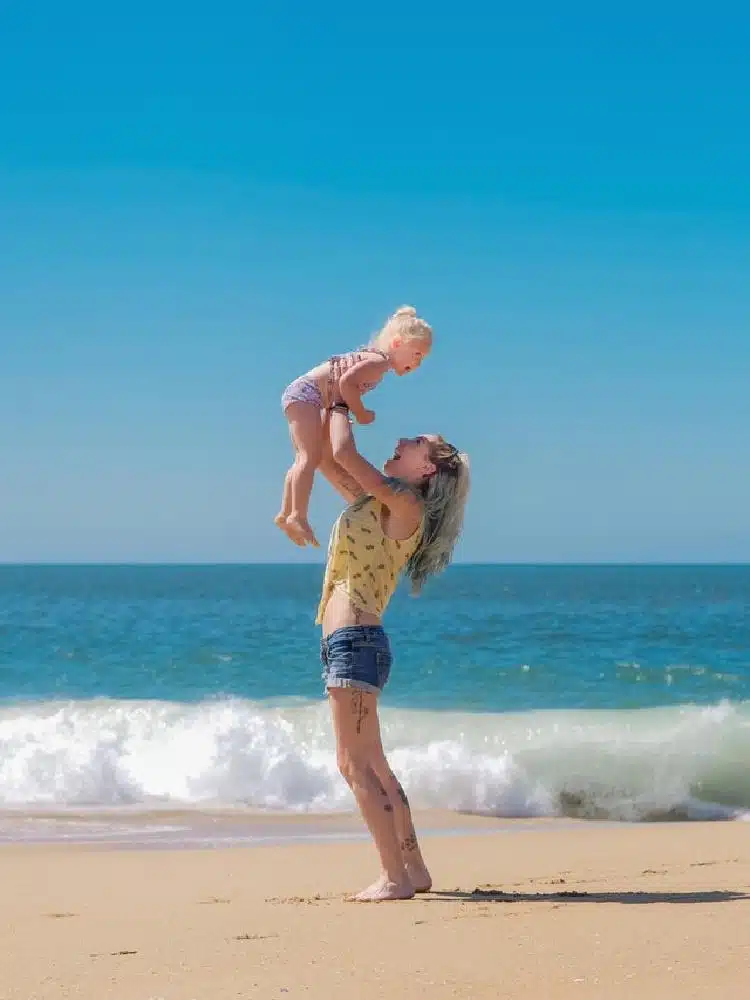Important Things To Think About When You Buy Sunscreen Spray