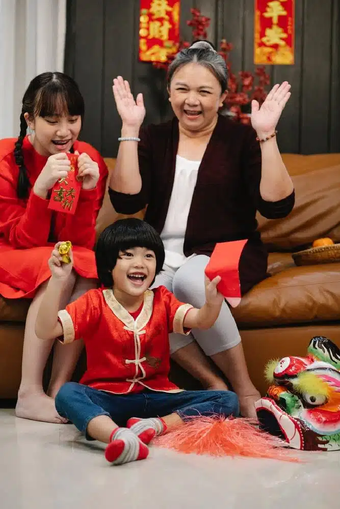 3 Tips For Raising A Happy, Healthy, And Loving Family