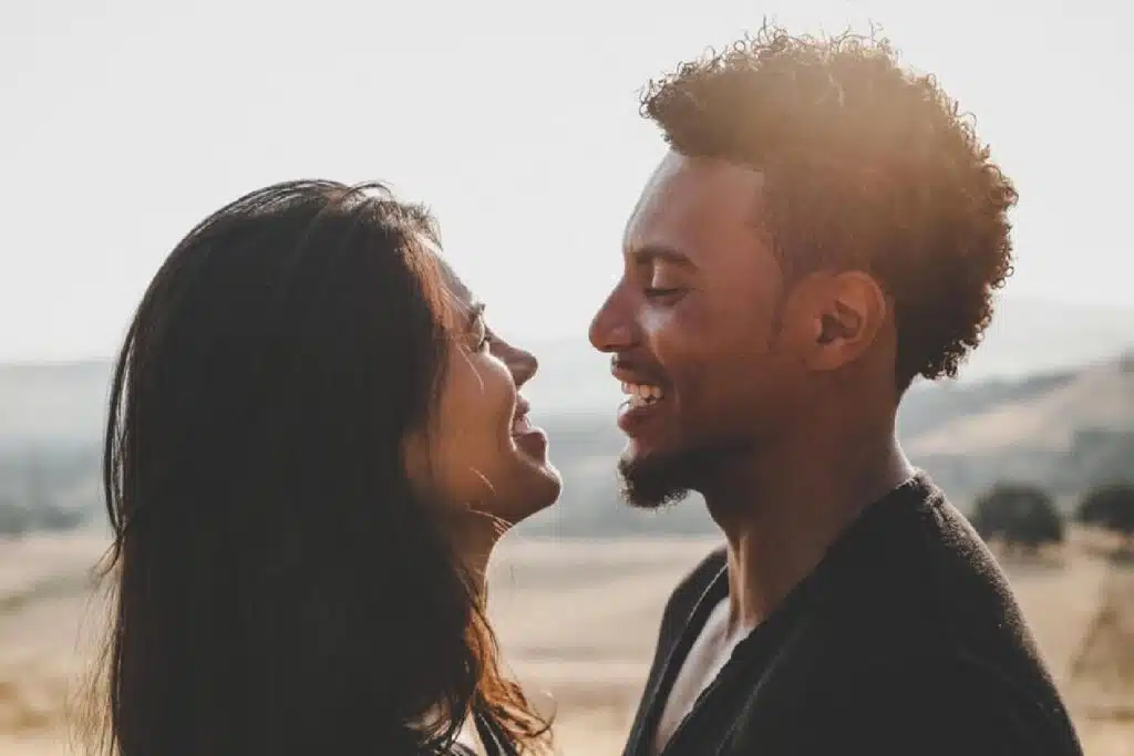 4 Rules Of Texting To Find Your Perfect Dating Match