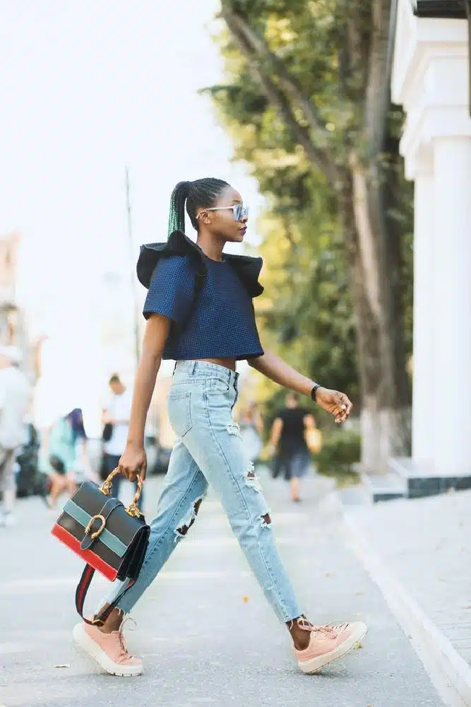 6 Jeans And T-Shirt Combinations For All The Stylish Women Out There!