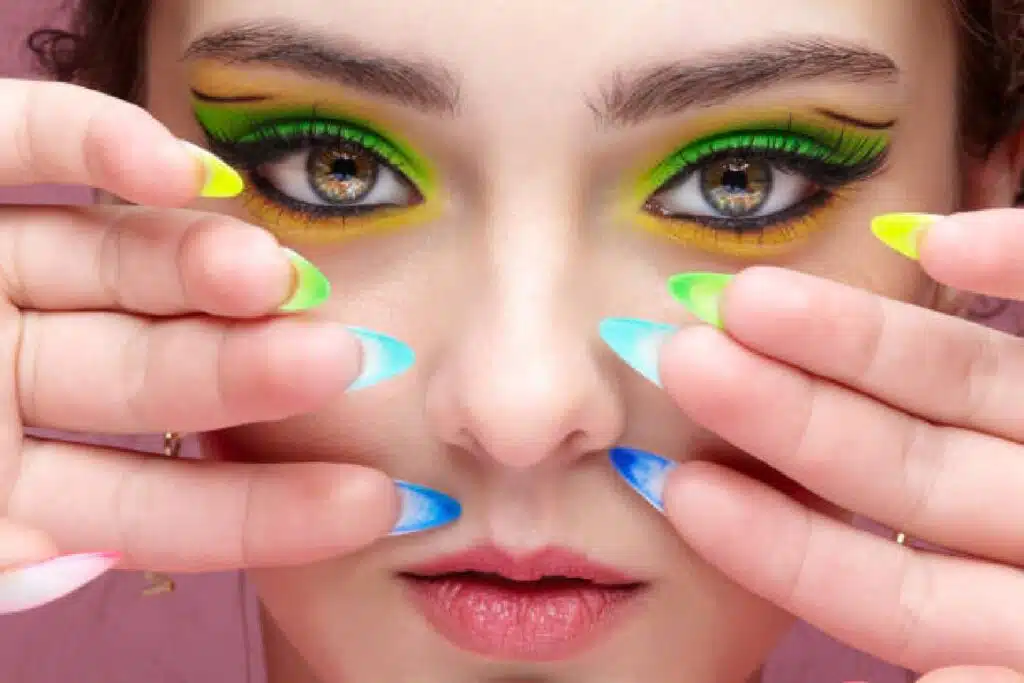 Ombre Nail Painting: How To Do It Right
