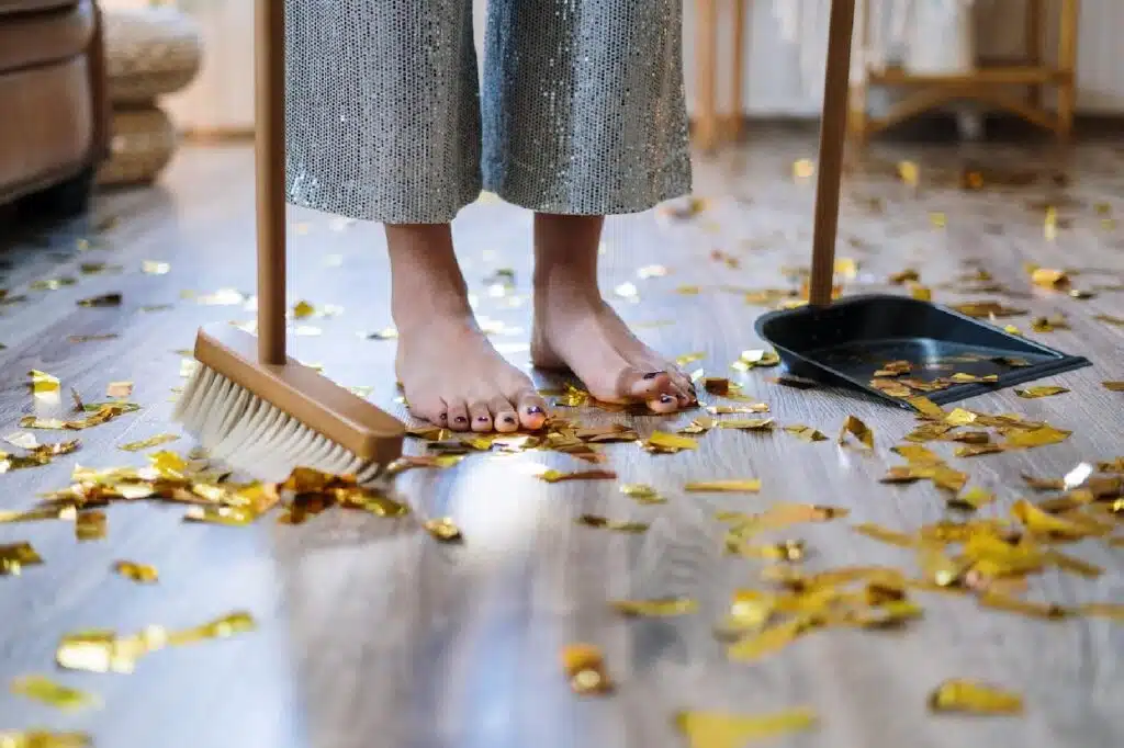 If Your Home Is Dirty After A Party Here's How To Thoroughly Clean It
