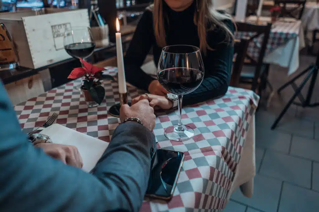 Online Dating Tips: How To Find Happiness If You Want Something Serious