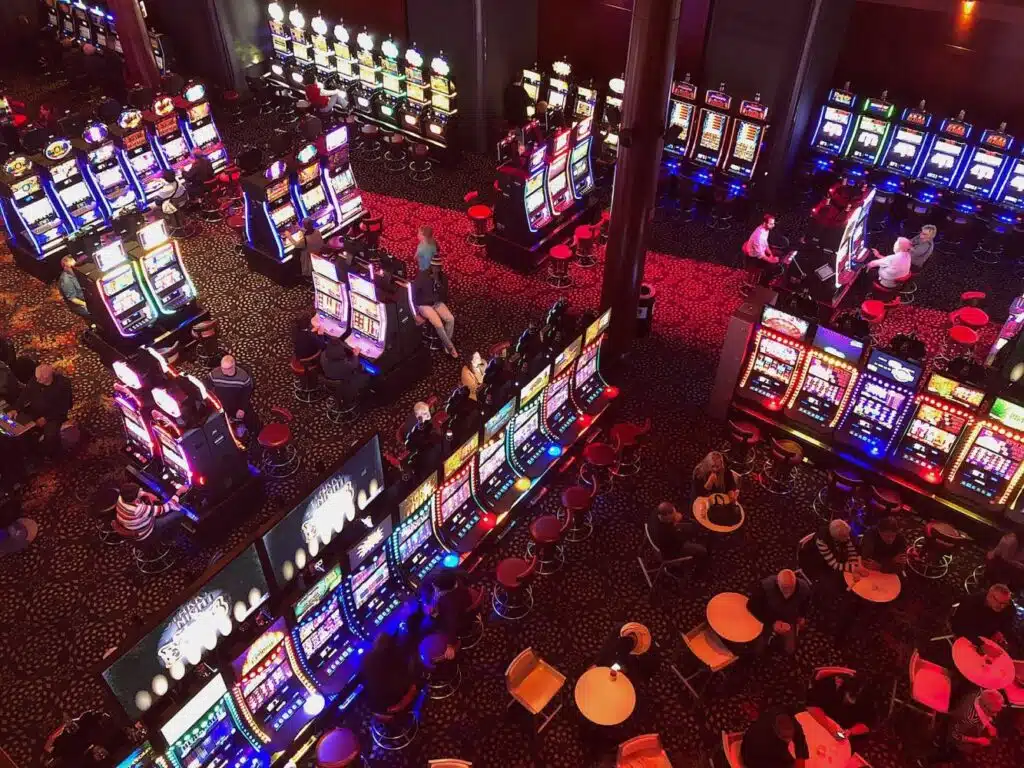 Progressive Slots. How To Become More Skilled Playing Them?