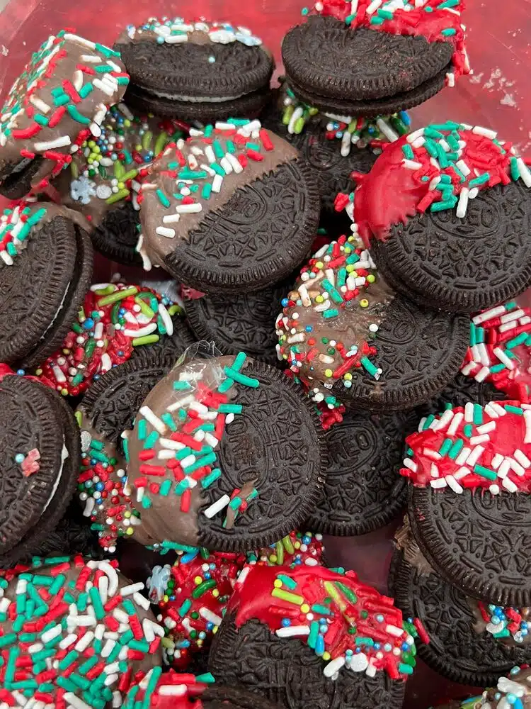 Christmas Baking With The Help Of Wilton Baking Necessities