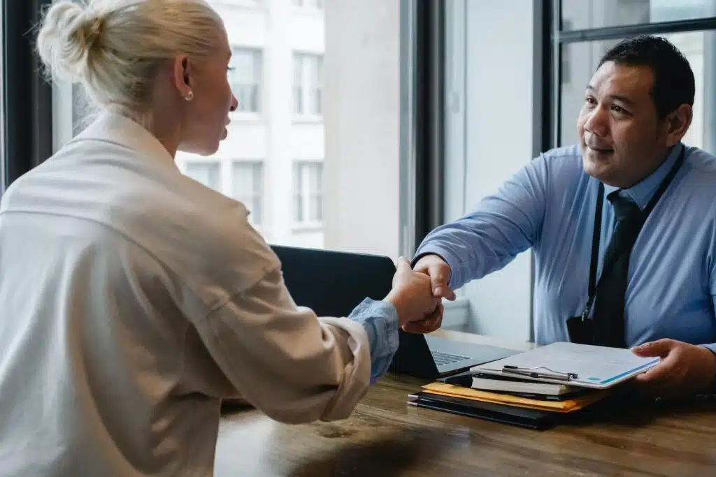 6 Key Factors To Consider When Choosing A Lawyer For An Injury Accident