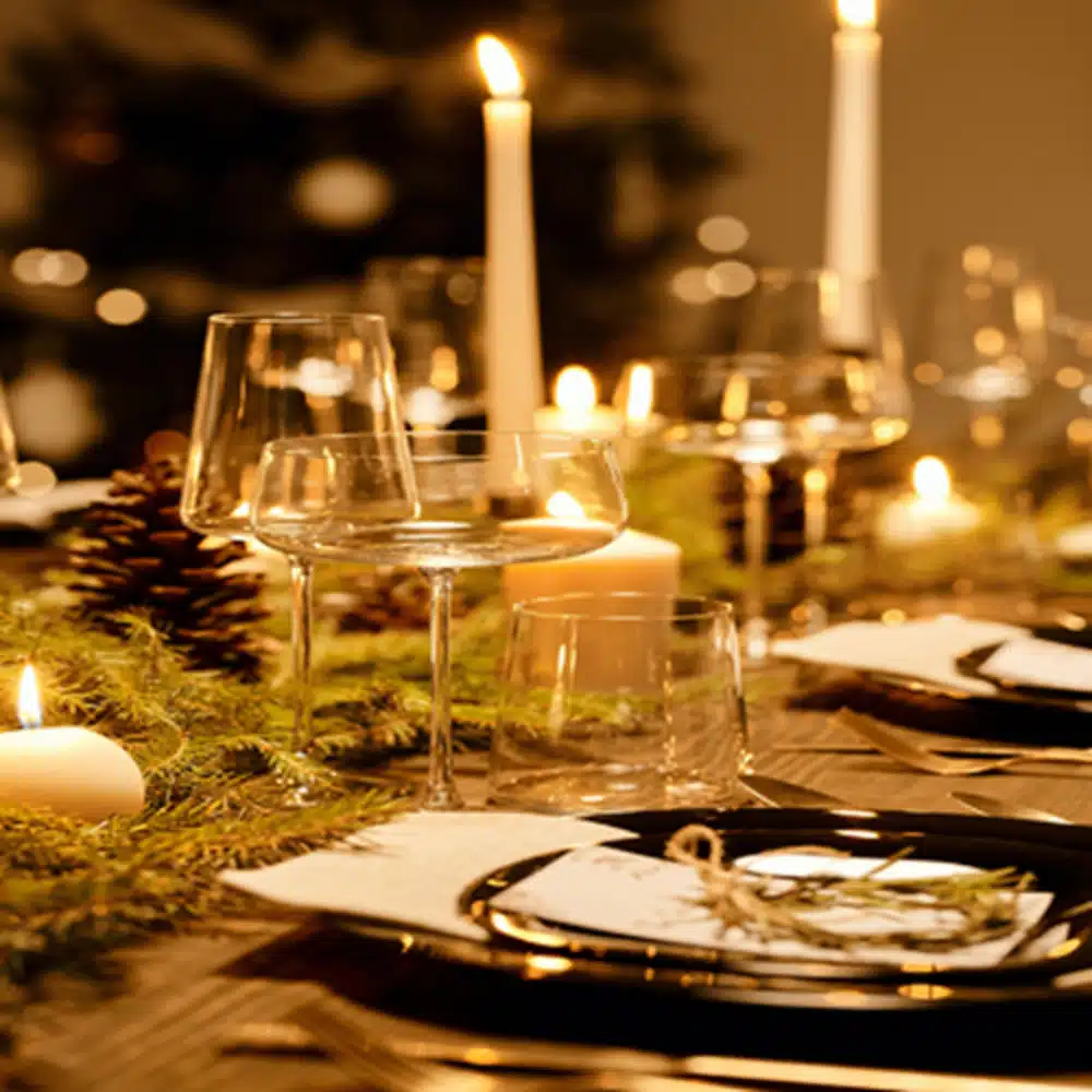 Ideas To Decorate Candle Holder Centerpieces For A Wedding