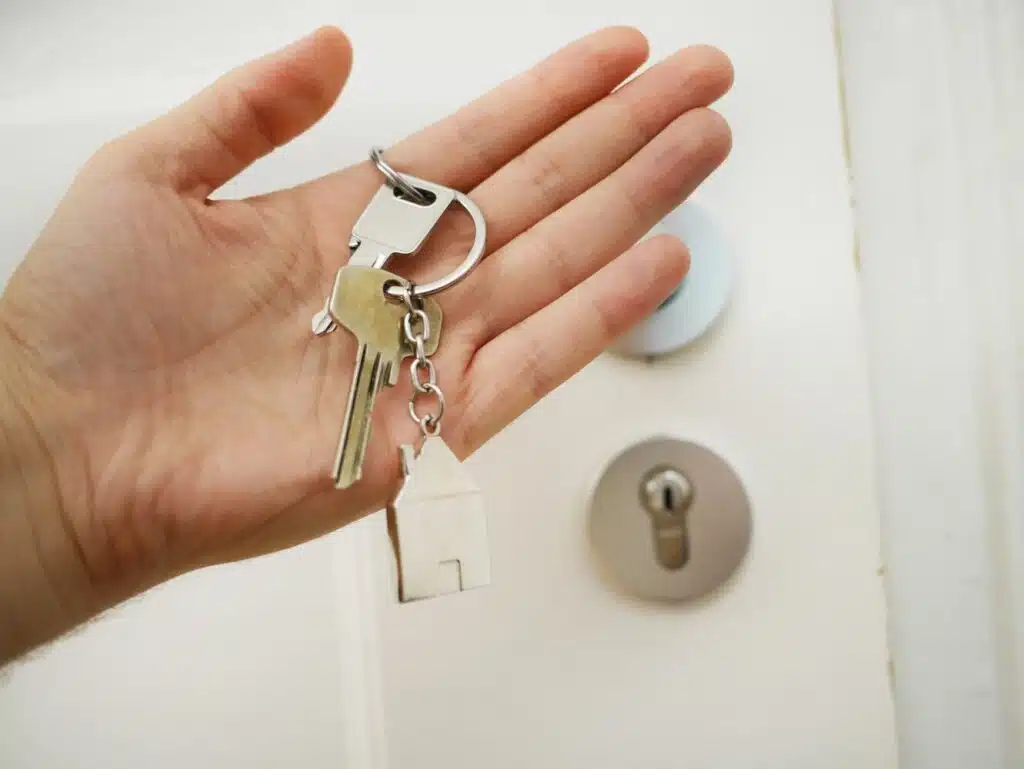 A Closer Look At The Benefits Of Engaging A Property Agent