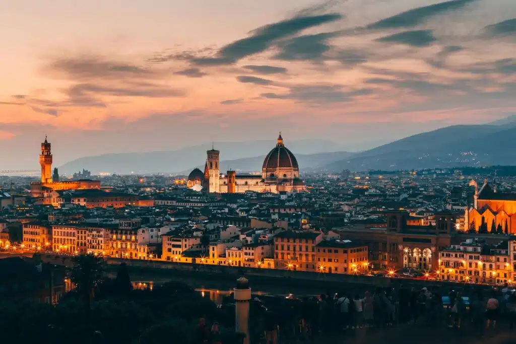 Florence Pass: The Ultimate Guide To Exploring Florence