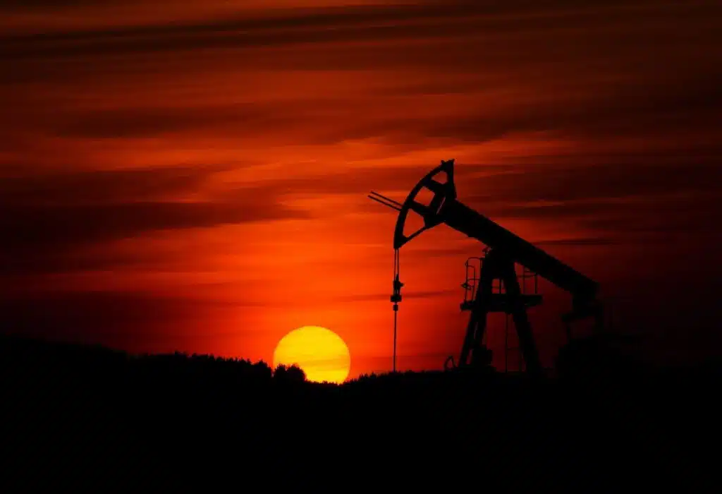 Which Digital Currency Has Returned To By Oil?