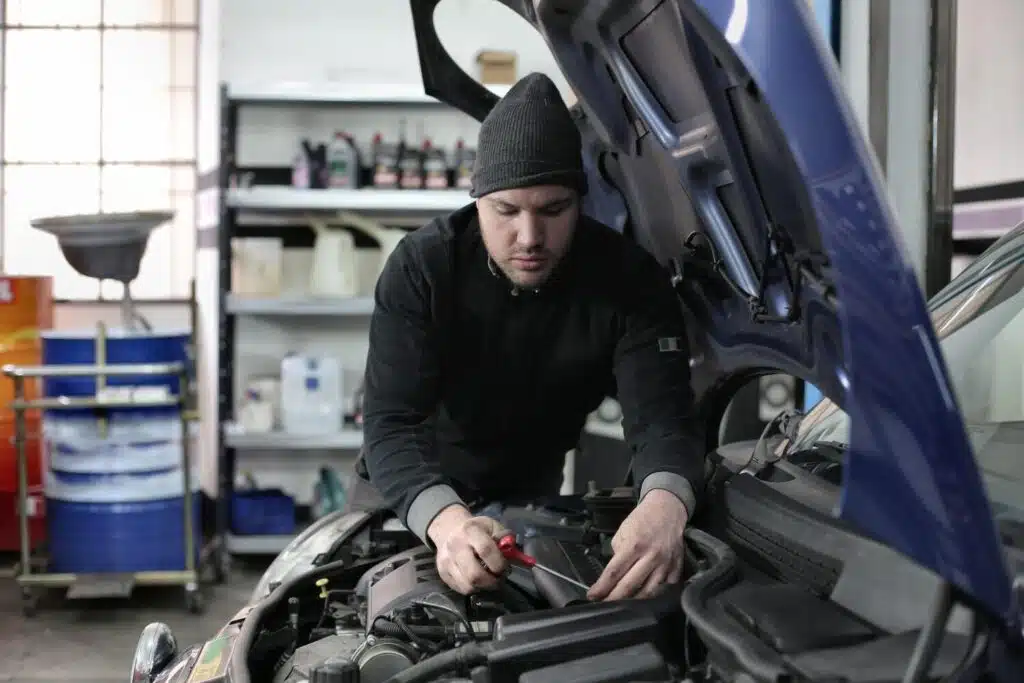 How To Choose The Right Mechanic For Your Vehicle