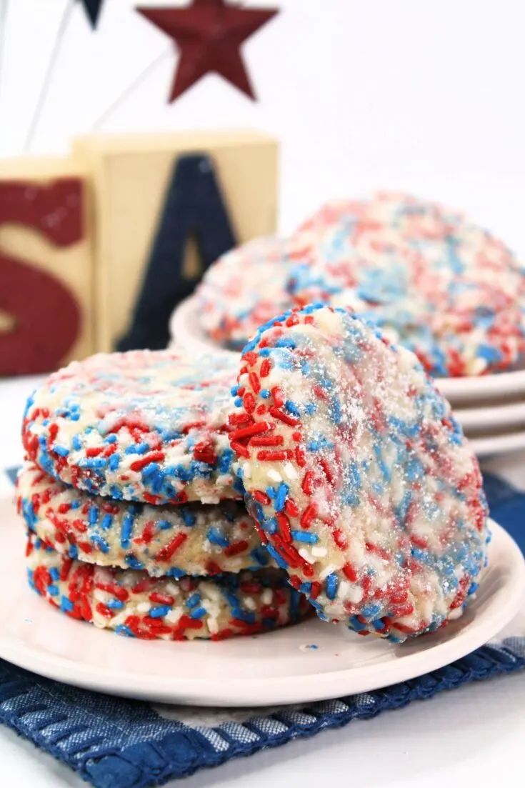 Finished Patriotic Butter Cookies with sprinkles