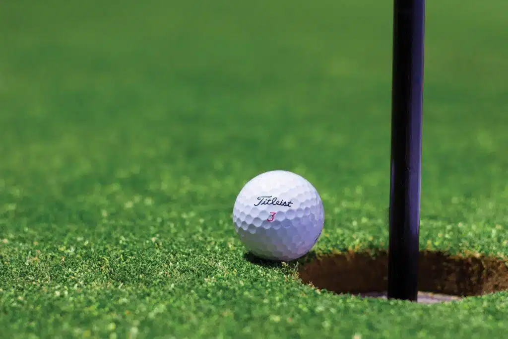 Creative Gift Ideas For Your Favorite Golf Enthusiast