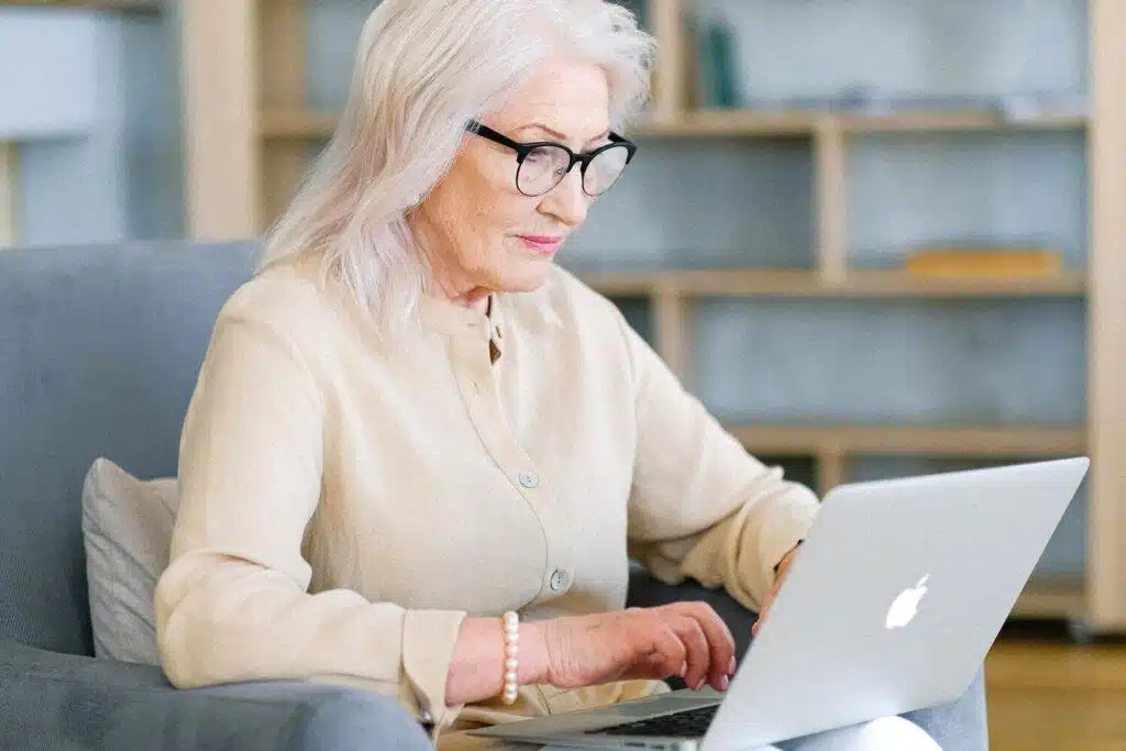 The Ultimate Guide To Ordering Prescription Glasses Online: Tips From Experts