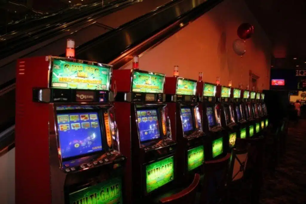 Why Are Online Pokies Banned In Australia, And Is It Legal To Play Them?