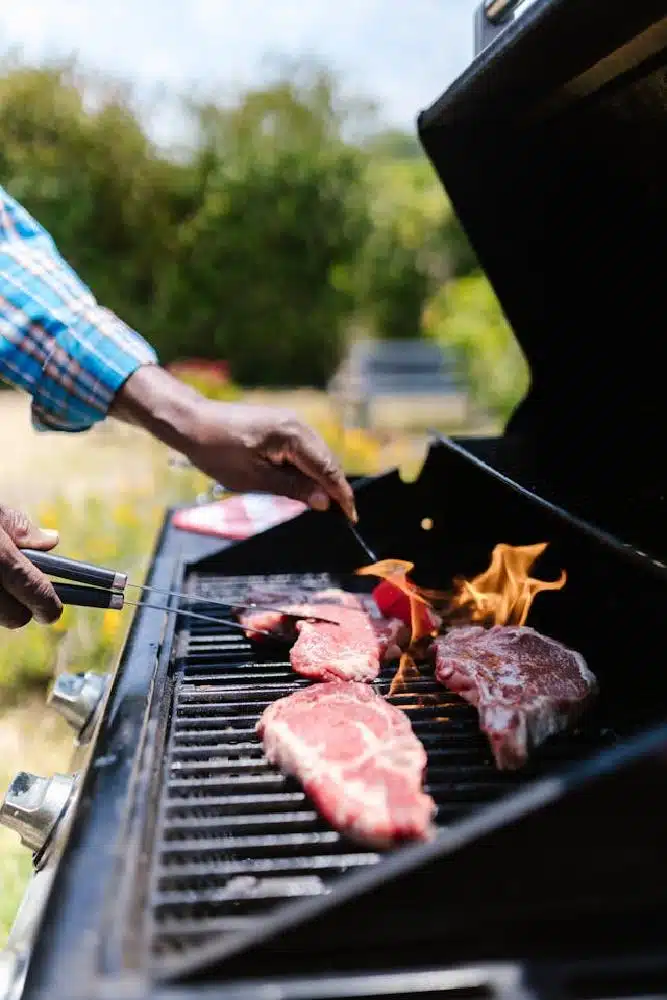 From Backyard Griller To BBQ Pro With Custom Dry Rubs