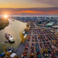 5 Things You Need to Know About the Port Closure's Effects on Consumer Behavior