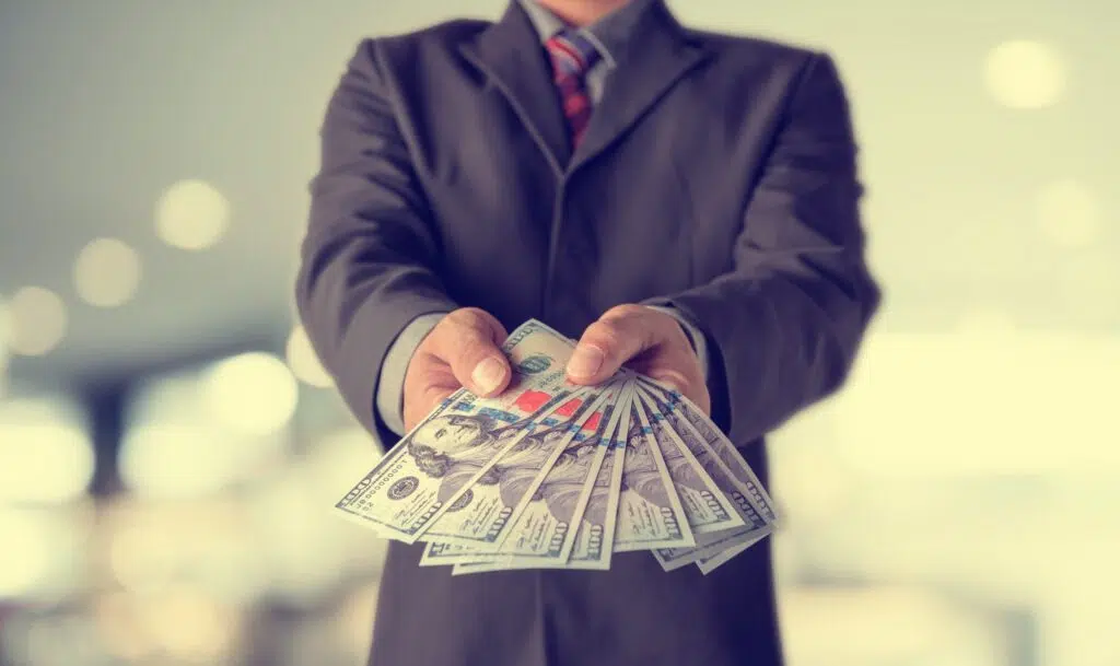 employee earnings