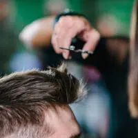 Men&rsquo;s grooming techniques in the 70s
