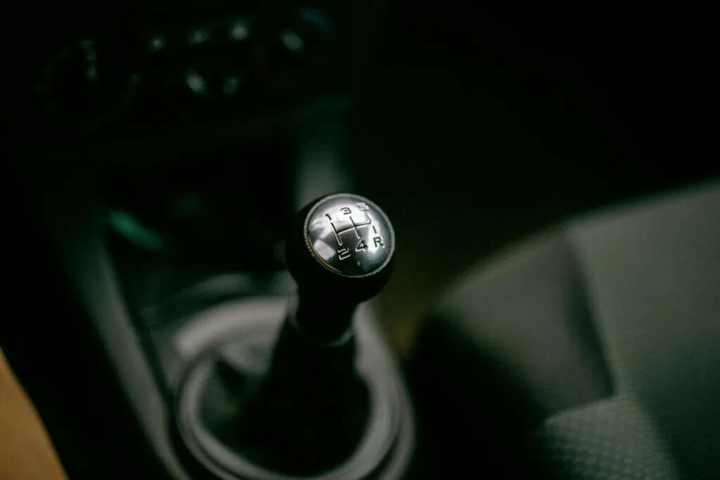 Gen  Z cant drive stick shift transmitions