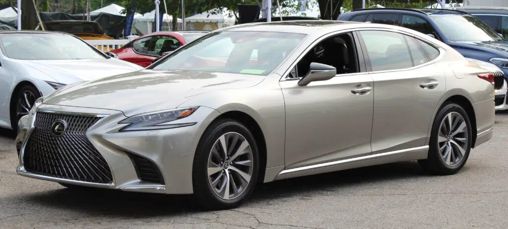 3. Lexus LS