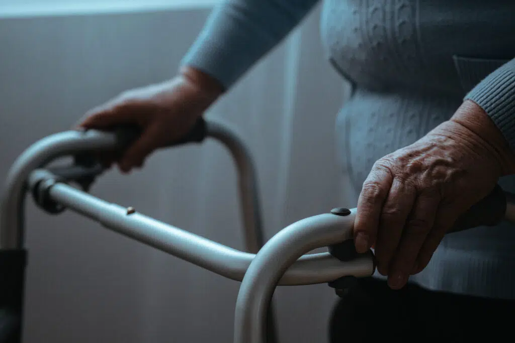 senior living alone tips
