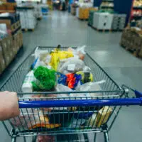 From Cart to Kitchen: 20 Budget-Friendly Grocery Items for Quick Family Dinners