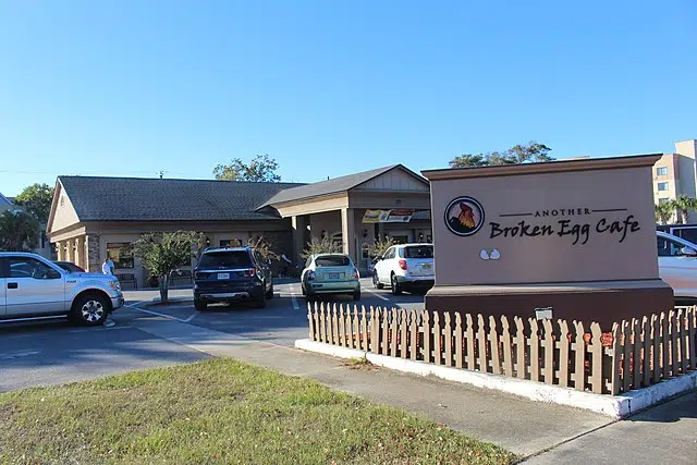 Another Broken Egg Cafe