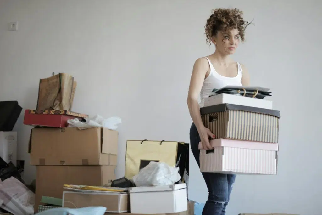 A Woman&rsquo;s Guide To Moving Solo
