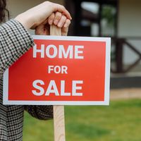 How To Sell Your House Fast During A Life Transition